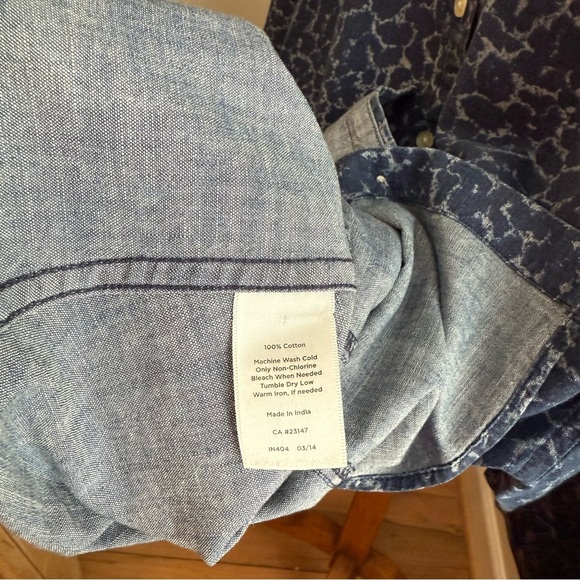 Talbots 16 Petite Button Down Denim Patterned Shirt - Picture 7 of 7